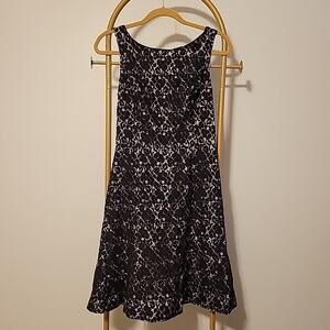 White House Black Market Black Lace Dress Women's Size 6 Cocktail Wedding